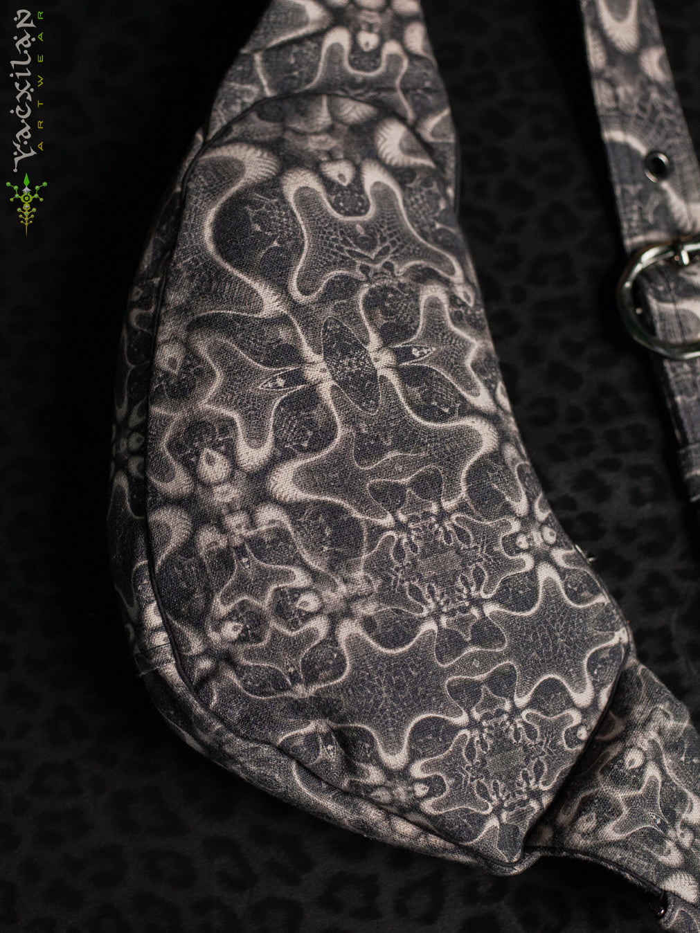 Botta Bag / Linen Buckle - MAGIC KARPET